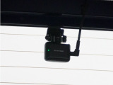 この車にはリアにもドライブレコーダーを装備しております◆映像・音声などを記録する自動車用の装置です。 もしもの事故の際の記録はもちろん、旅行の際の思い出としてドライブの映像を楽しむことができます。