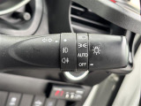 【オートライト(AUTO)】外の明るさをシステムが感知して、自動でヘッドライトが点灯します!ヘッドライトをつけ忘れを防ぐ便利機能です。