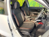 運転席シート廻りは使用感も少なく、良好な状態となっています。前オーナー様が丁寧に使っていたことがよくわかりますね。