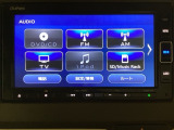 ナビゲーションはフルセグTV、インターナビ対応のGathers純正メモリーナビを搭載しています。Bluetoothオーディオ機能がありますので、スマートフォンなどの音楽も再生できます。