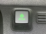 ★ECONスイッチ★ エコドライブを加速しよう!スイッチをONにすると、運転の仕方によるロスを抑え込み燃費をよくするようクルマが頑張ります(*^ー^*)燃費向上にチャレンジ♪