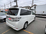 人気の8人乗りナビ地デジTV後席モニター 両側パワスラ バックカメラ 色々オプション多数走行7万キロ程度良好楽々広々8人乗りフルサイズミニバンお探しの方お早めに