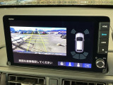 バックモニター付きで、車庫入れやバック時の後方確認をサポート。