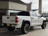 タンドラ  クルーマックス SR5 TRDオフロード