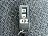 お客様のご予算帯に合わせたお車を常時50台以上取り揃えています!当社のスタッフがお客様のお車選びをしっかりサポートしご提案させていただきます!