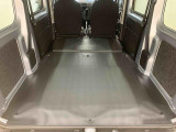 軽自動車はもちろん、乗用車、商用車、福祉車両や他銘柄のお車など、豊富なラインアップで取り揃えております。スタイルも走りも多彩なクルマの中から、お客様にぴったりの1台がきっと見つかります。