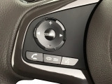 ステアリングリモコンは、運転中でも簡単に音量調整やチャンネル変更もできます!わき見運転防止にもつながるので安心です♪