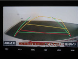 バックガイドモニターで、後方を確認しながら安心して駐車することが出来ます。運転初心者も熟練者も必須の機能ですよ!