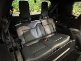 3列目シートはもちろん状態良好☆大人でもゆったりと座って頂けますので、大人数でのお出かけもラクラクです♪ご家族で、気の知れた仲間で、ドライブに行くのが楽しみですね♪