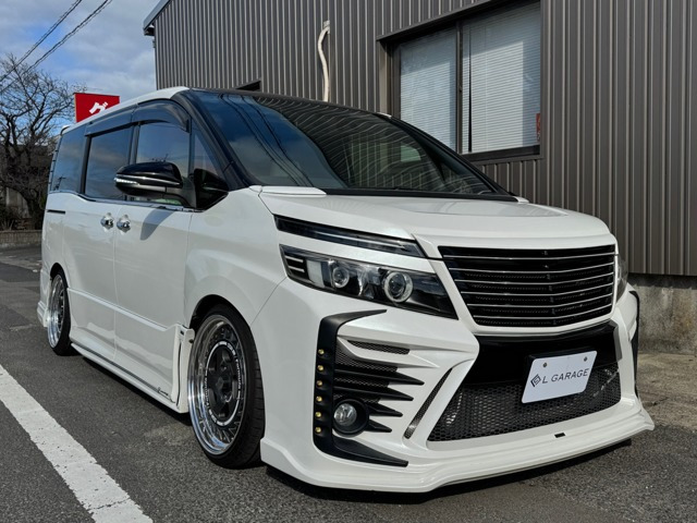 ヴォクシー 2.0 ZS 