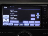 車内でCD DVD等、様々なメディアが楽しめます。