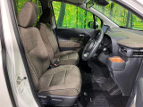 運転席シート廻りは使用感も少なく、良好な状態となっています。丁寧に使われていたことがよくわかりますね。