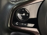ステアリングリモコンは、運転中でも簡単に音量調整やチャンネル変更もできます!わき見運転防止にもつながるので安心です♪