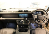 ディフェンダー  110 Xダイナミック SE 3.0L D300 ディーゼルターボ 4WD