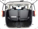 広々としたラゲージスペースを備えています。大きなものや長さのある荷物もしっかりと積み込めます。