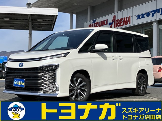 ヴォクシー1.8 ハイブリッド S-Z E-Four 4WDトヨタセーフティセンス 純正ナビTV パノラ