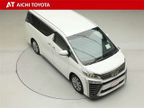 両側パワースライドドア付きだから、狭い駐車スペースなどでの乗り降りラクラク♪小さなお子さまのいるご家庭には嬉しい装備です。