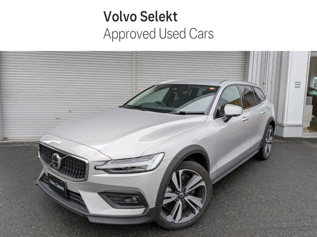 V60クロスカントリーウルトラ B5 AWD 4WD