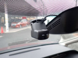 純正ドライブレコーダー付 が装備されており万が一の事故の際も映像にして残しておく事により自分自身を守る事が可能です♪
