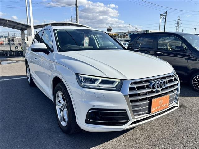 Q5 40 TDI クワトロ スポーツ ディーゼル 4WD 禁煙車 黒革 純正10.1インチナビ