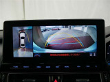 バックガイドモニターで、後方を確認しながら安心して駐車することができます。運転初心者も熟練者も必須の機能ですよ!