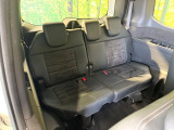 3列目シートはもちろん状態良好☆大人でもゆったりと座って頂けますので、大人数でのお出かけもラクラクです♪ご家族で、気の知れた仲間で、ドライブに行くのが楽しみですね♪