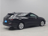 Volkswagen専門のメカによってオイル交換、オイルフィルター交換、ワイパーブレード交換など整備してからのお渡しになります。