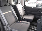 後部座席も広々していて快適に過ごすことができそうです!