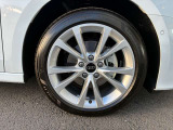 純正アルミホイール装着車両です!