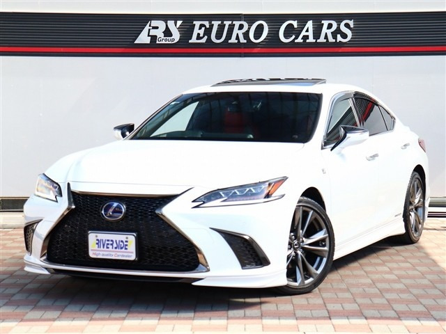 ES300h FスポーツTRDエアロ・マフラー マークレビンソン