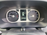 運転席前のメーターです。
