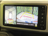 【パノラマモニター】専用のカメラにより、上から見下ろしたような視点で360度クルマの周囲を確認することができます☆死角部分も確認しやすく、狭い場所での切り返しや駐車もスムーズに行えます。