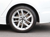 純正アルミホイール装着車両です!