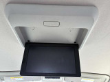 後席用純正フリップダウンモニター