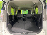 普段のお買い物や通勤、送迎等に十分な荷室スペースを確保しております。セカンドシートを倒すと、大きな荷物の積載も可能です♪