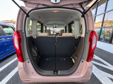 ラゲッジスペースもゆったりしています!!