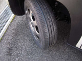 タイヤ溝もご覧の通りです。