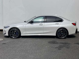 3シリーズセダン M340i xドライブ 4WD 