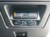 ETC車載器搭載です。スマートICも増えてきており、必須装備といって良い便利装備です。