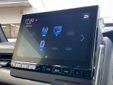 純正9インチインターナビ付きでフルセグ・DVD再生・Bluetoothなど付いてとても便利な車両です♪