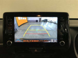 バックガイドモニターで、後方を確認しながら安心して駐車することができます。運転初心者も熟練者も必須の機能ですよ!