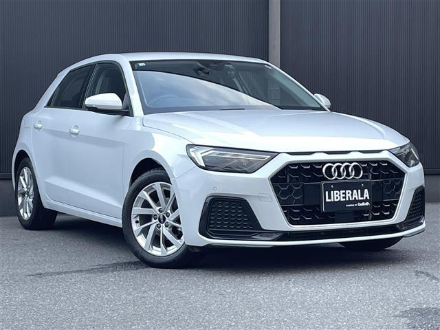 A1スポーツバック25 TFSI アドバンスド修復歴無し