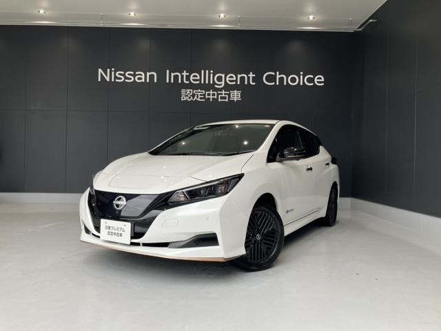 リーフe+ X 90周年記念車