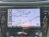 純正メモリーナビ付きです。フルセグTV視聴、Bluetooth接続も可能です。