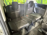 3列目シートはもちろん状態良好☆大人でもゆったりと座って頂けますので、大人数でのお出かけもラクラクです♪ご家族で、気の知れた仲間で、ドライブに行くのが楽しみですね♪