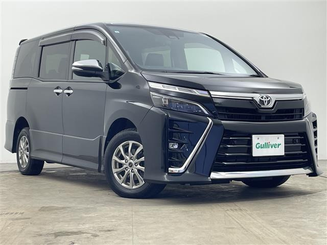 ヴォクシー2.0 ZS 煌III 4WD修復歴無し