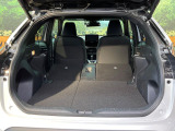 普段のお買い物や通勤、送迎等に十分な荷室スペースを確保しております。セカンドシートを倒すと、大きな荷物の積載も可能です♪