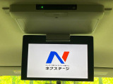 【フリップダウンモニター】大画面モニターで後席でもエンタメをお楽しみいただけます。小さなお子様にも大人気の装備です♪
