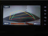 バックガイドモニターで、後方を確認しながら安心して駐車することが出来ます。運転初心者も熟練者も必須の機能ですよ!