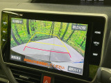 【バックカメラ】駐車時に後方がリアルタイム映像で確認できます。大型商業施設や立体駐車場での駐車時や、夜間のバック時に大活躍!運転スキルに関わらず、今や必須となった装備のひとつです!